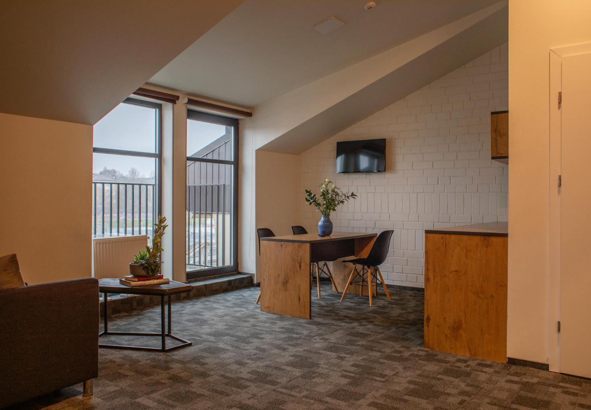 Loft Inn Self-Check In ヴィリニュス エクステリア 写真